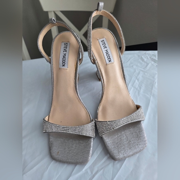 Steve Madden Rhinestone heels Size 8.5 - Picture 5 of 8